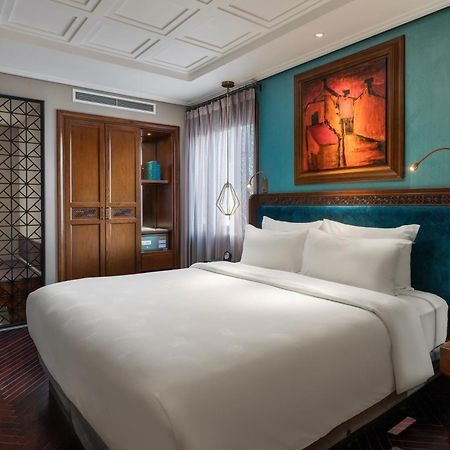 Peridot Grand Luxury Boutique Hotel Ханой Экстерьер фото Deluxe Suite